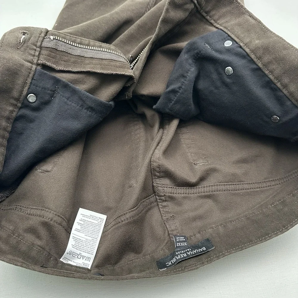 Banana Republic Traveler Moleskin Pants Mens 32x32 Cocoa Brown Slim Chino